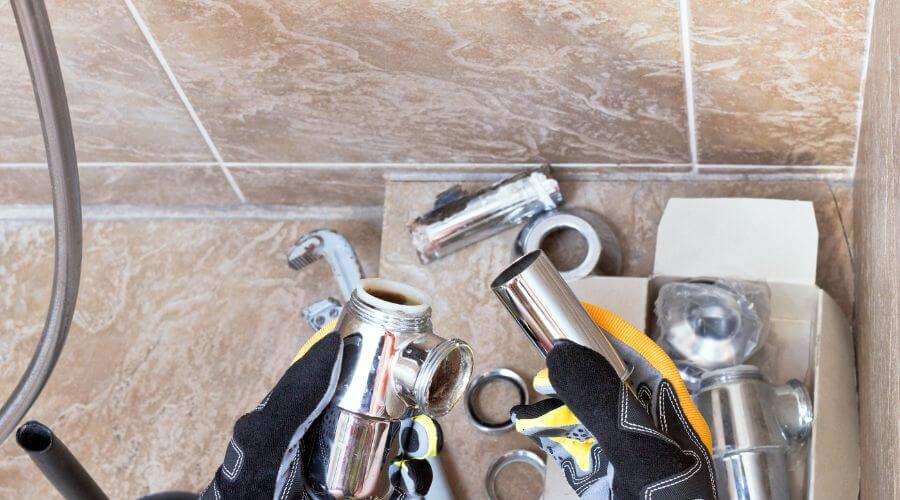 Professional gutter cleaning in Sublimity, OR